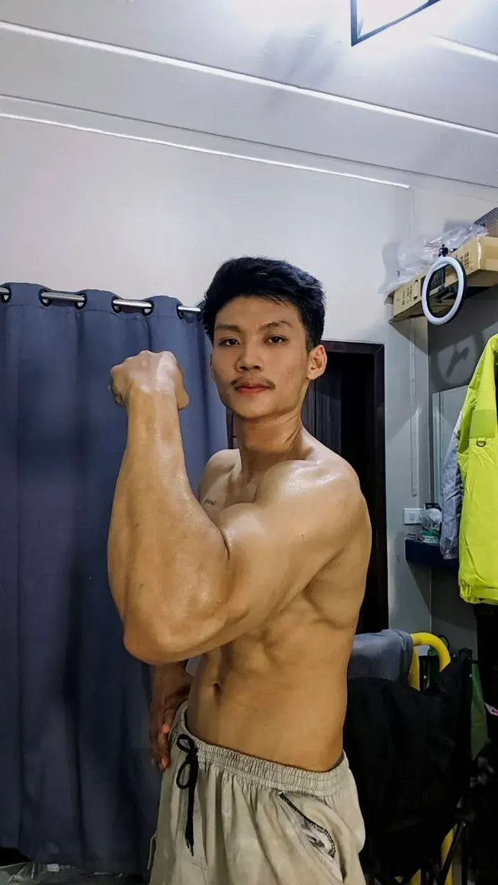 กล้ามพม่า