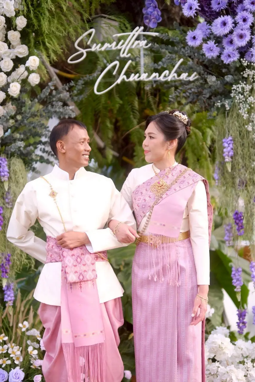 THAILAND 🇹🇭 | I-San Wedding Dress: ชุดแต่งงานอีสาน