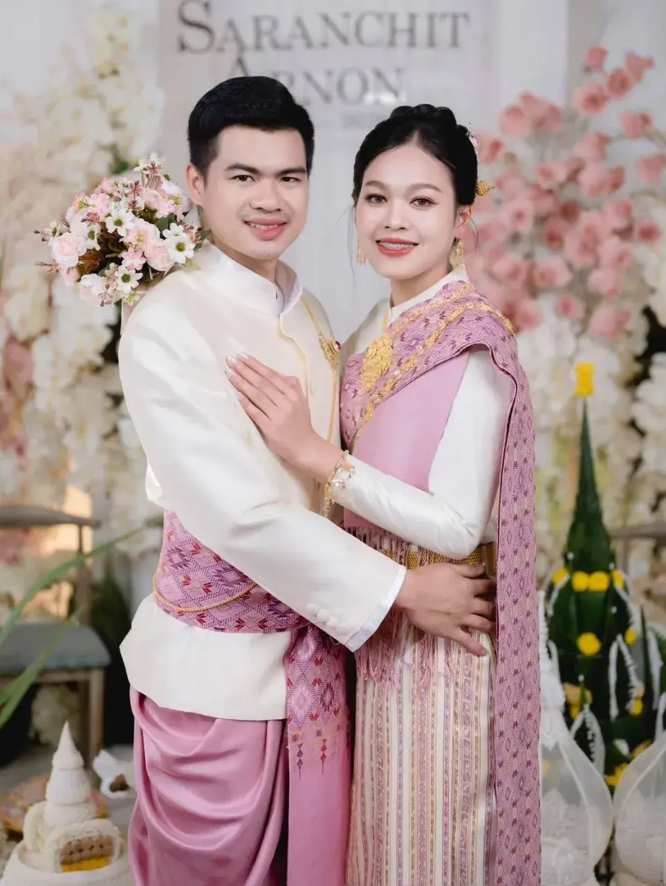 THAILAND 🇹🇭 | I-San Wedding Dress: ชุดแต่งงานอีสาน