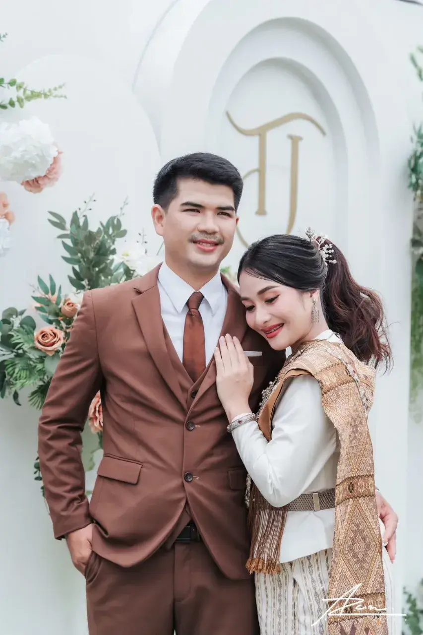 THAILAND 🇹🇭 | I-San Wedding Dress: ชุดแต่งงานอีสาน