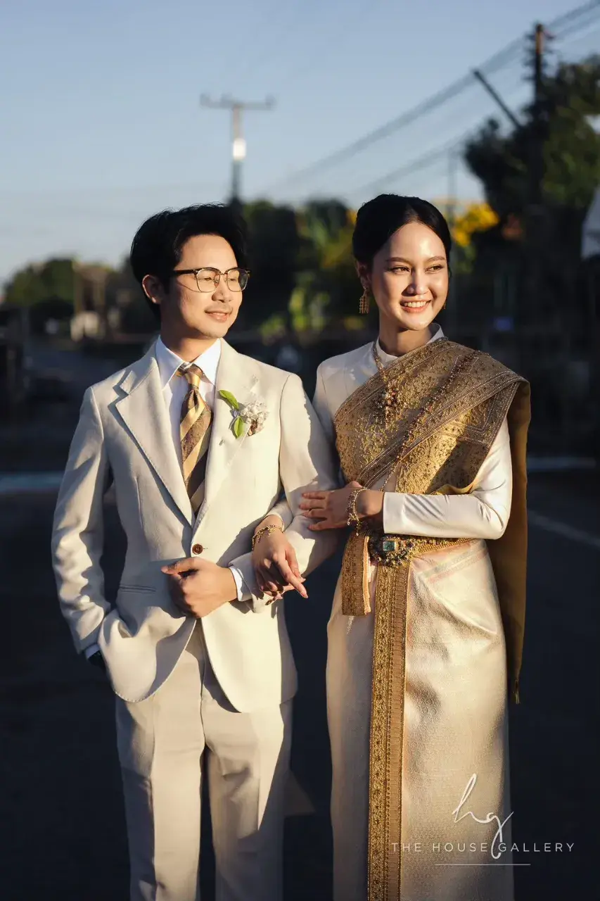 THAILAND 🇹🇭 | I-San Wedding Dress: ชุดแต่งงานอีสาน
