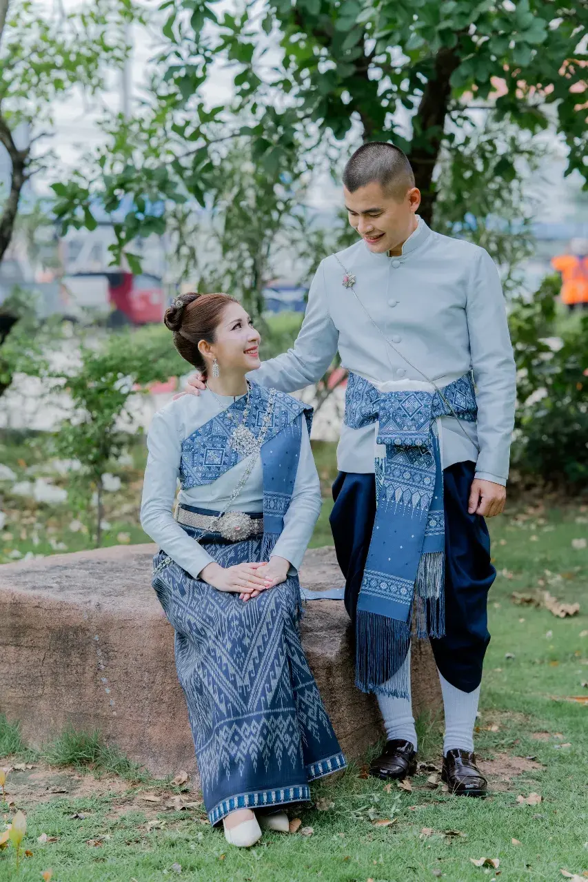 THAILAND 🇹🇭 | I-San Wedding Dress: ชุดแต่งงานอีสาน