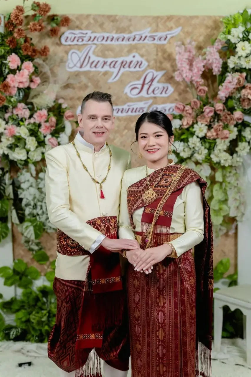 THAILAND 🇹🇭 | I-San Wedding Dress: ชุดแต่งงานอีสาน