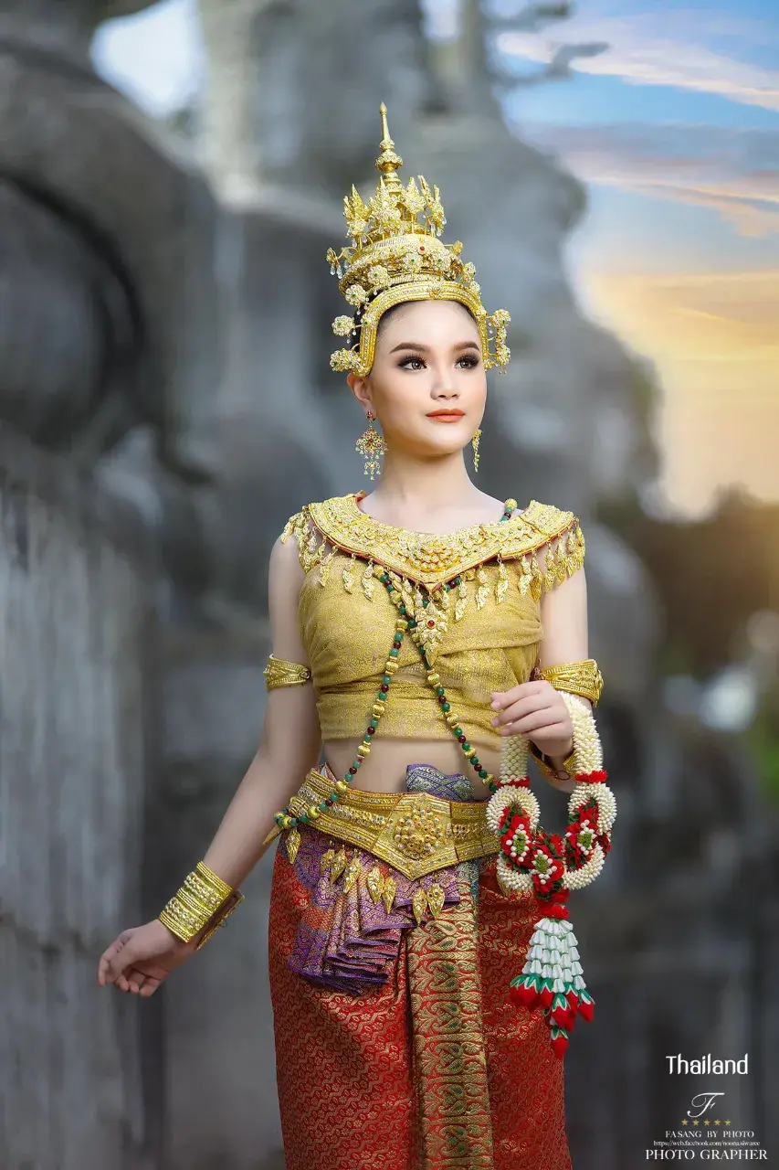 Model in Creative Thai Costume 🇹🇭