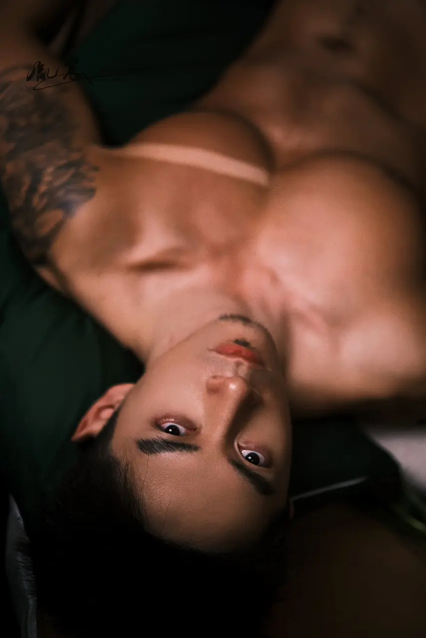 Sexy Shots of 狼叔Saiki