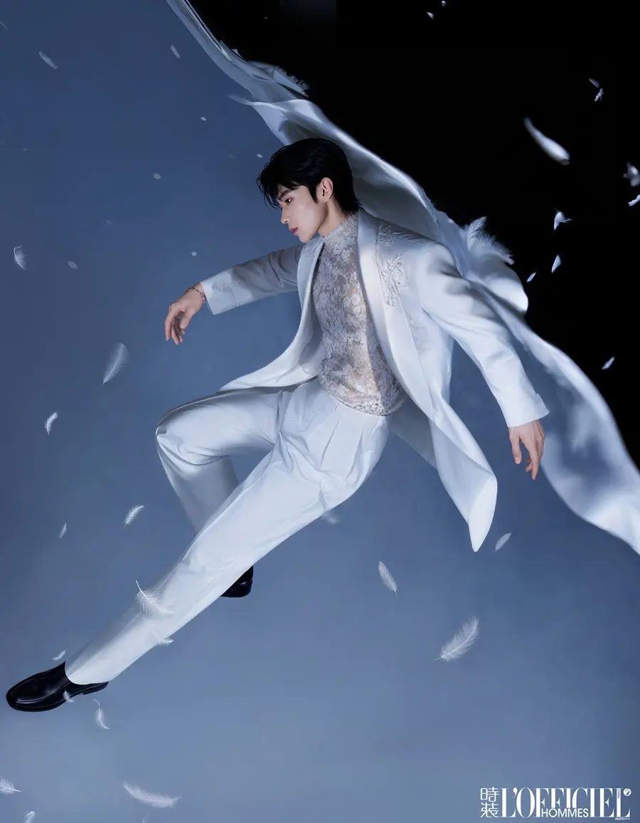 Sun Ensheng @ L&rsquo;OFFICIEL HOMMES China July 2026