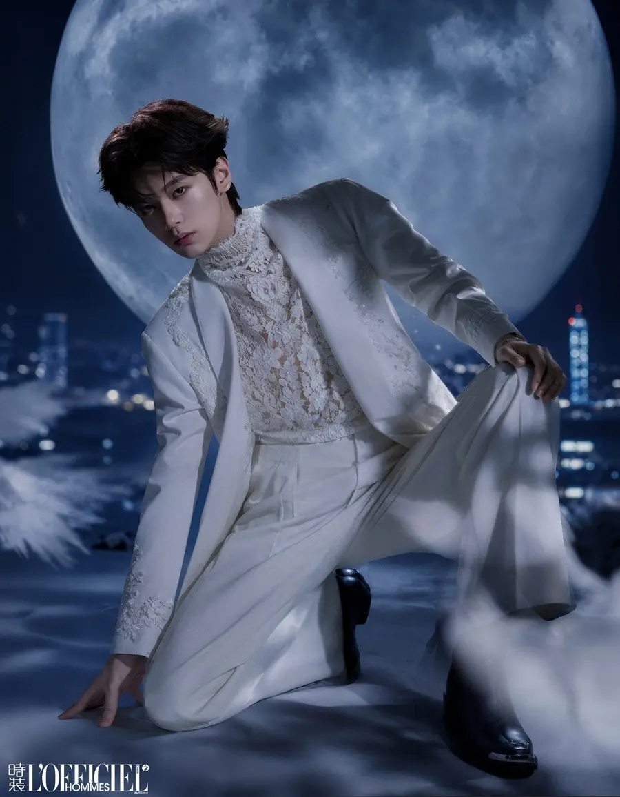 Sun Ensheng @ L&rsquo;OFFICIEL HOMMES China July 2026