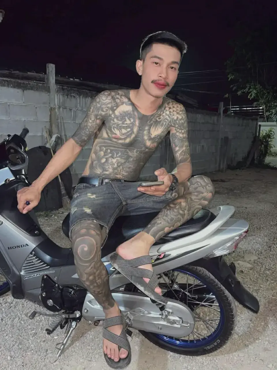 ของดีสักลาย