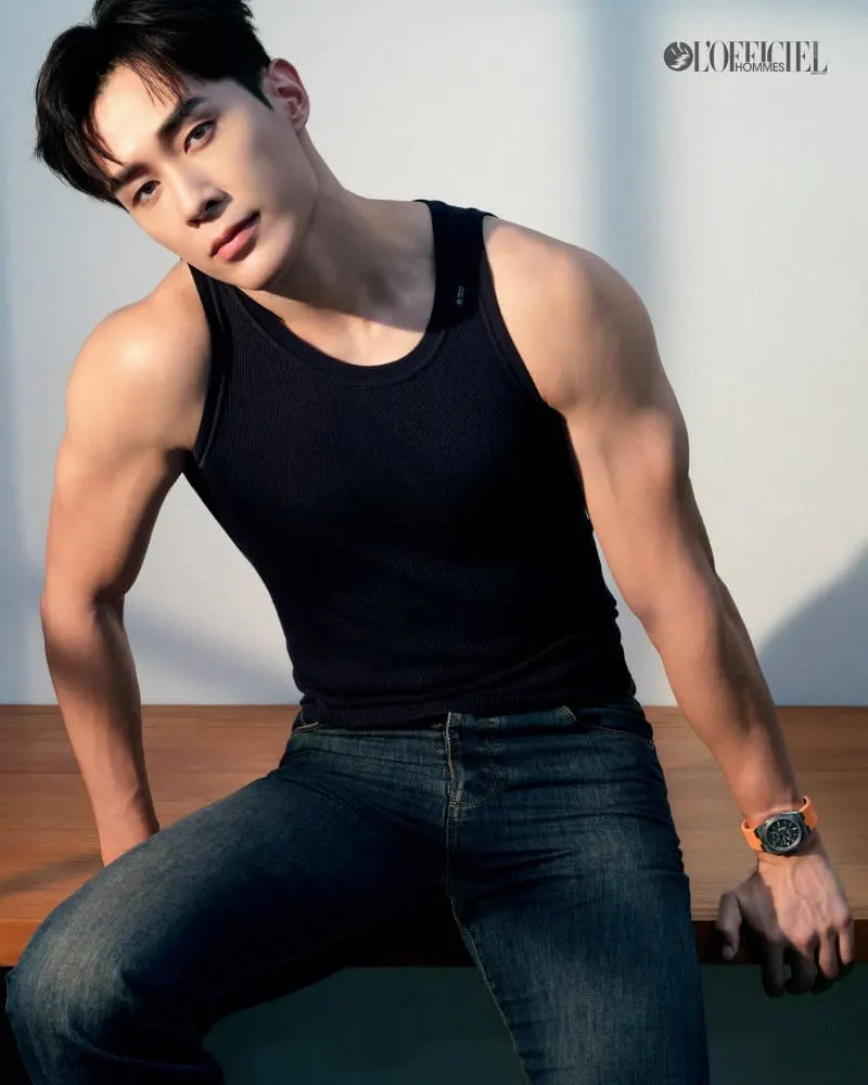 Tyler Ten @ L’OFFICIEL HOMMES Singapore June-July 2026