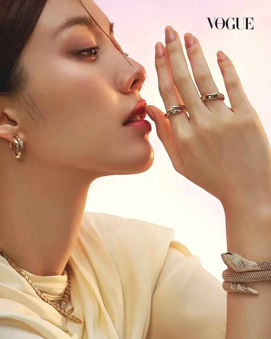 ออม-กรณ์นภัส @ VOGUE Thailand July 2026