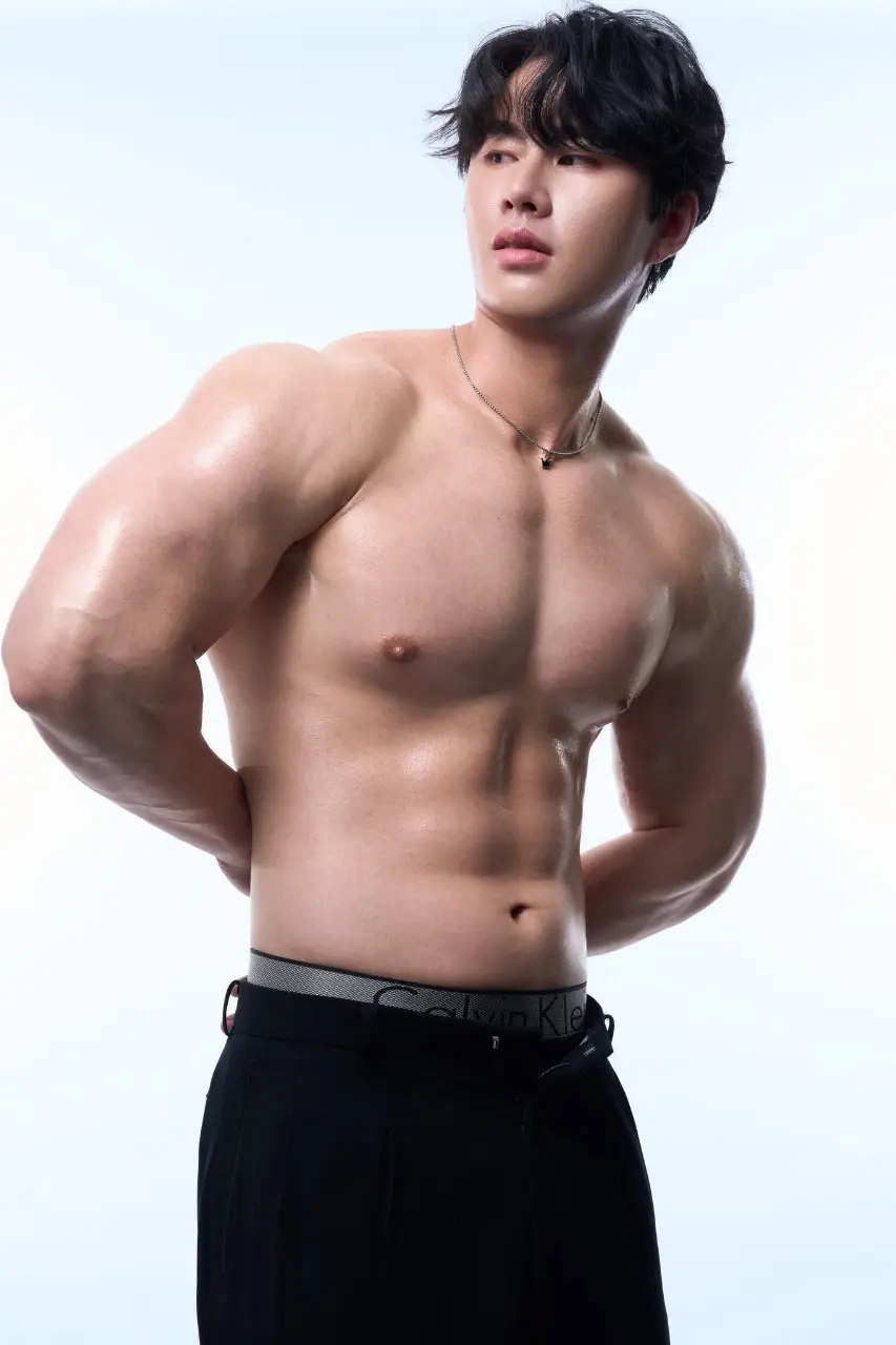Cool guy : Sirached Khachonariyasitt