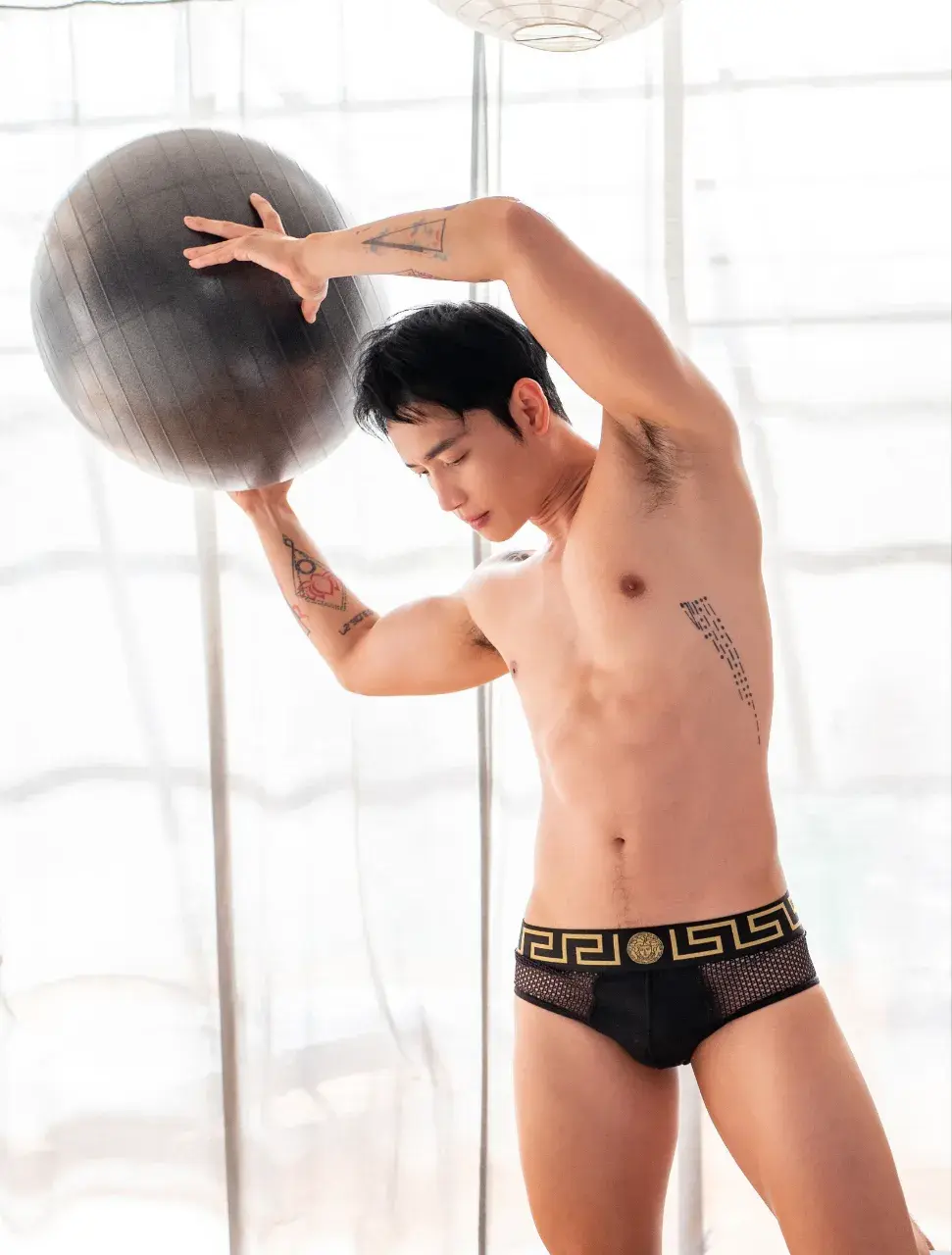 clipgayasian.com - ONYX MAGAZINE NO.07
