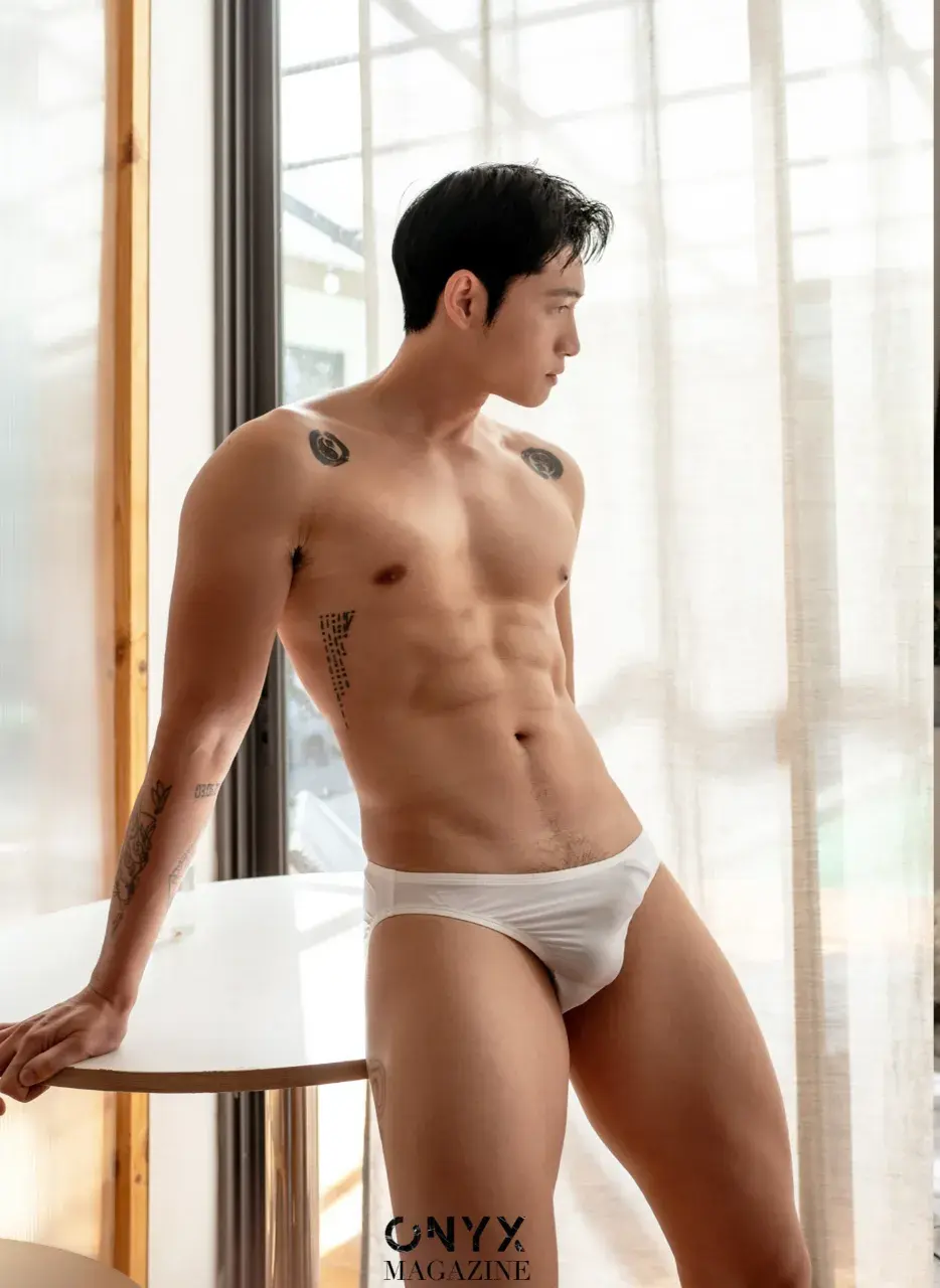 clipgayasian.com - ONYX MAGAZINE NO.07
