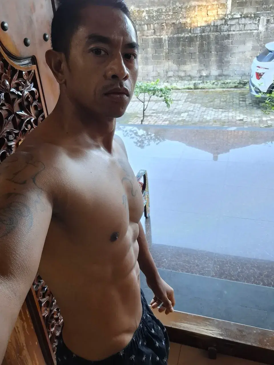 เสียวๆกับหุ่นหนุ่มต่างเเดน