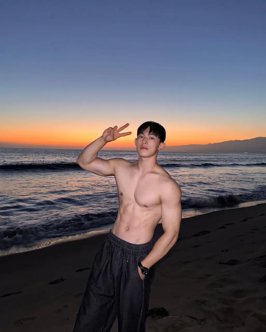 Fitness Coach : 陳彥霖