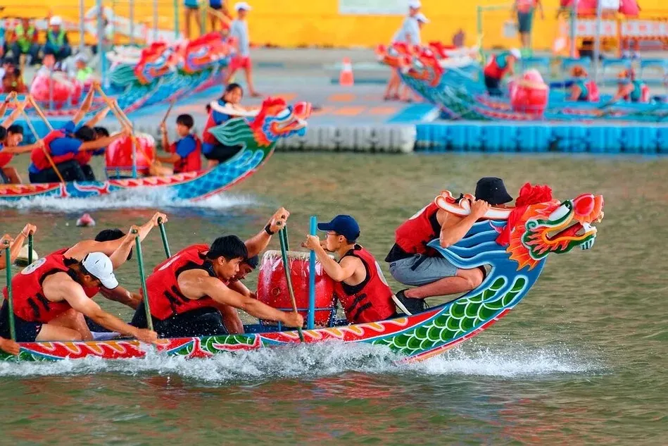 Snapshots from the Kaohsiung Dragon Boat Festival