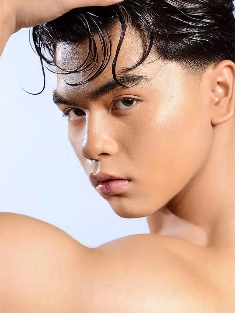 พ่อเสือใหย่ 🐯