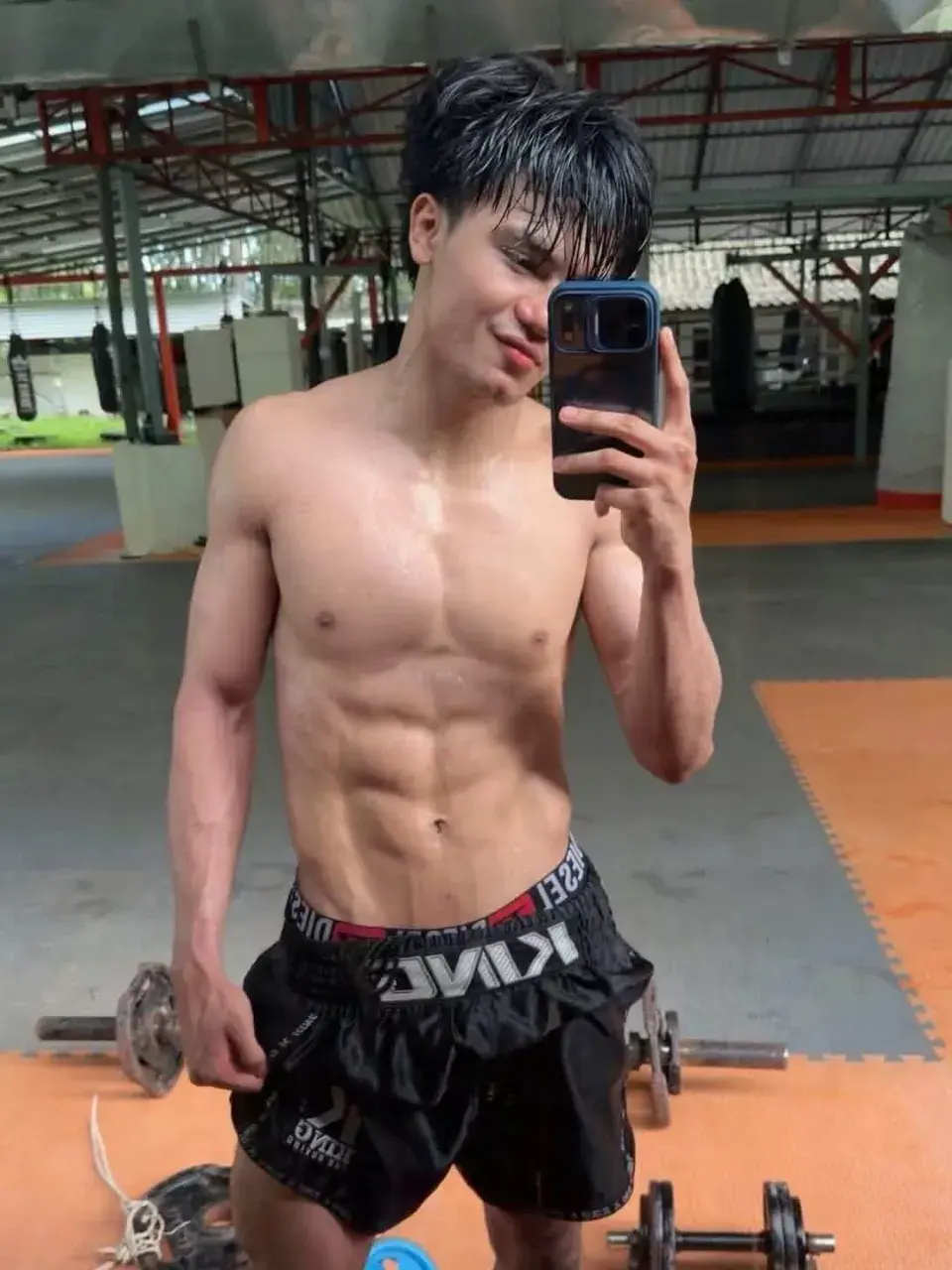 นักมวยหล่อมานี่ 01