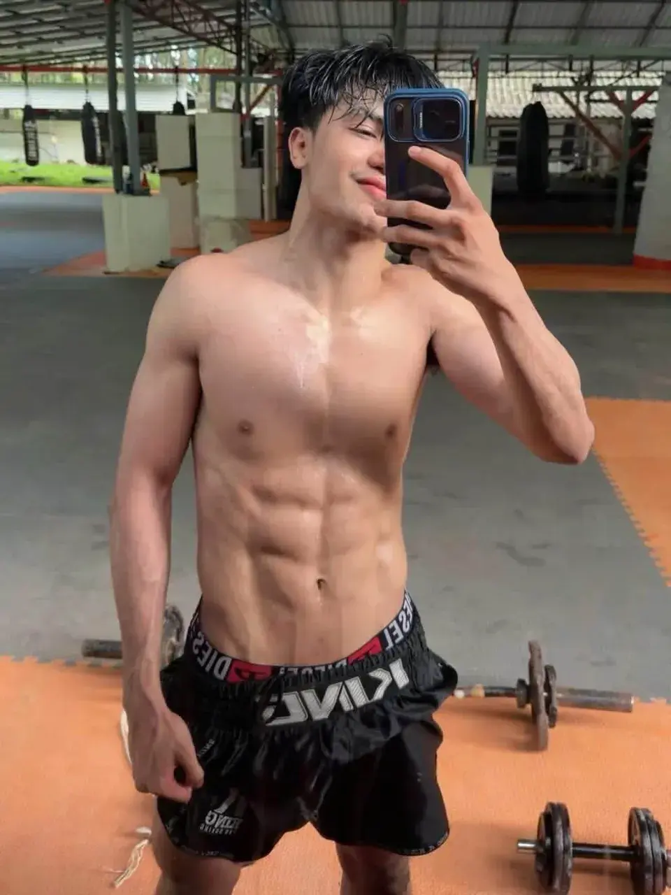 นักมวยหล่อมานี่ 01