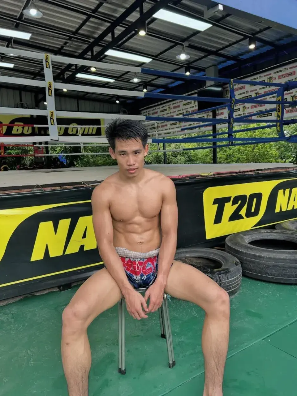 นักมวยหล่อมานี่ 01
