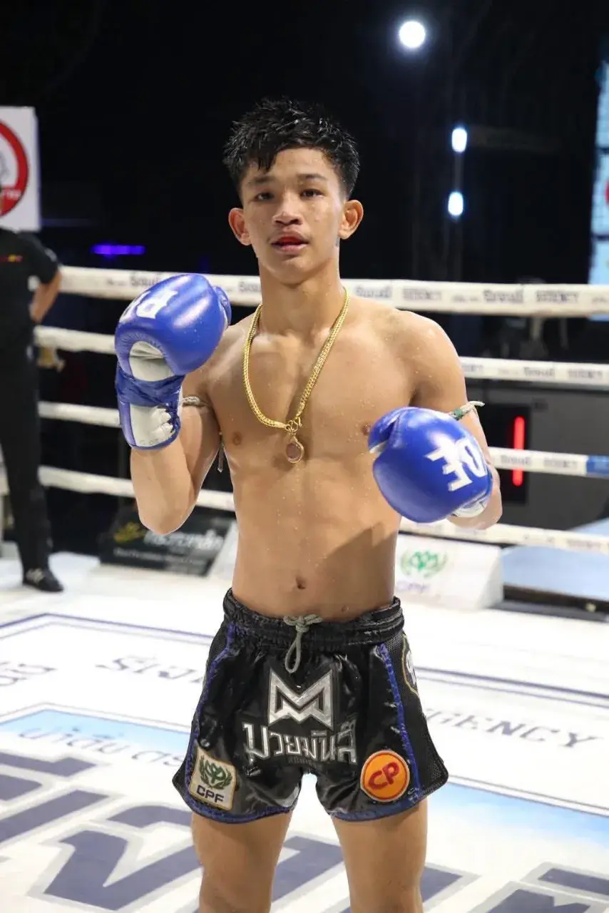 นักมวยหล่อมานี่ 02