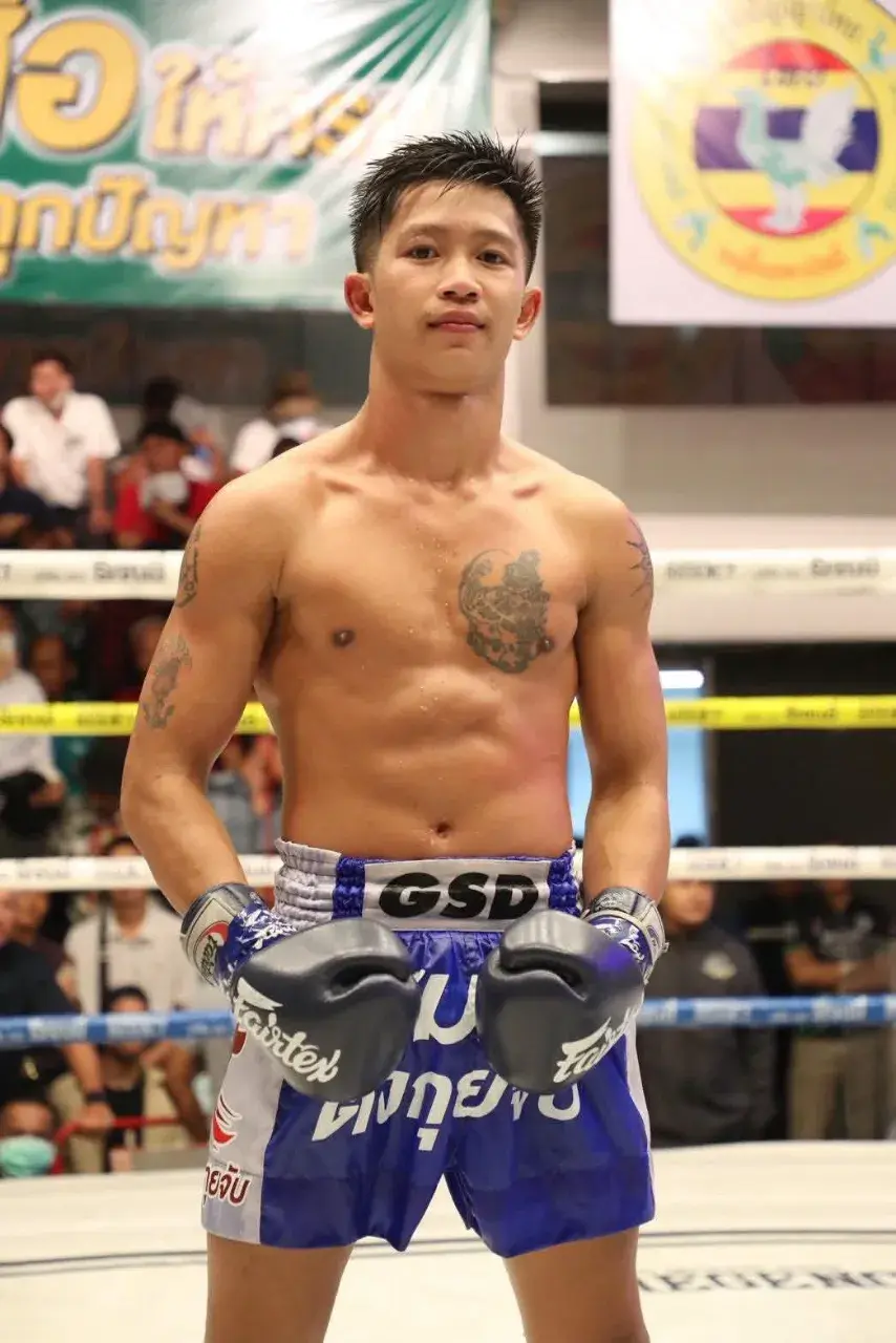 นักมวยหล่อมานี่ 02