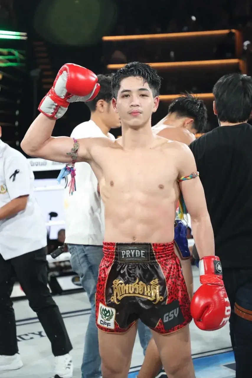 นักมวยหล่อมานี่ 02
