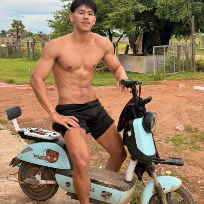 หนุ่มปากเซ