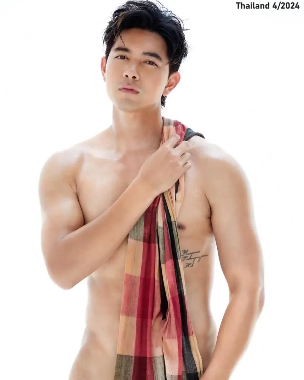 Kem Hussawee and Pha Khao Ma Thai Loincloth 🇹🇭
