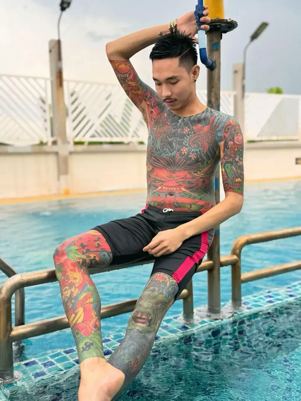 หนุ่มหล่อตัวลาย &hearts;️