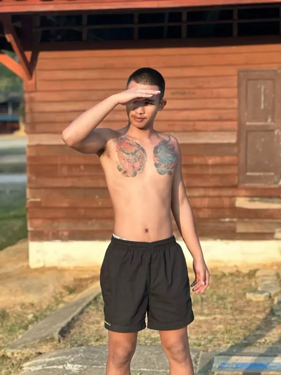 หนุ่มหล่อตัวลาย &hearts;️