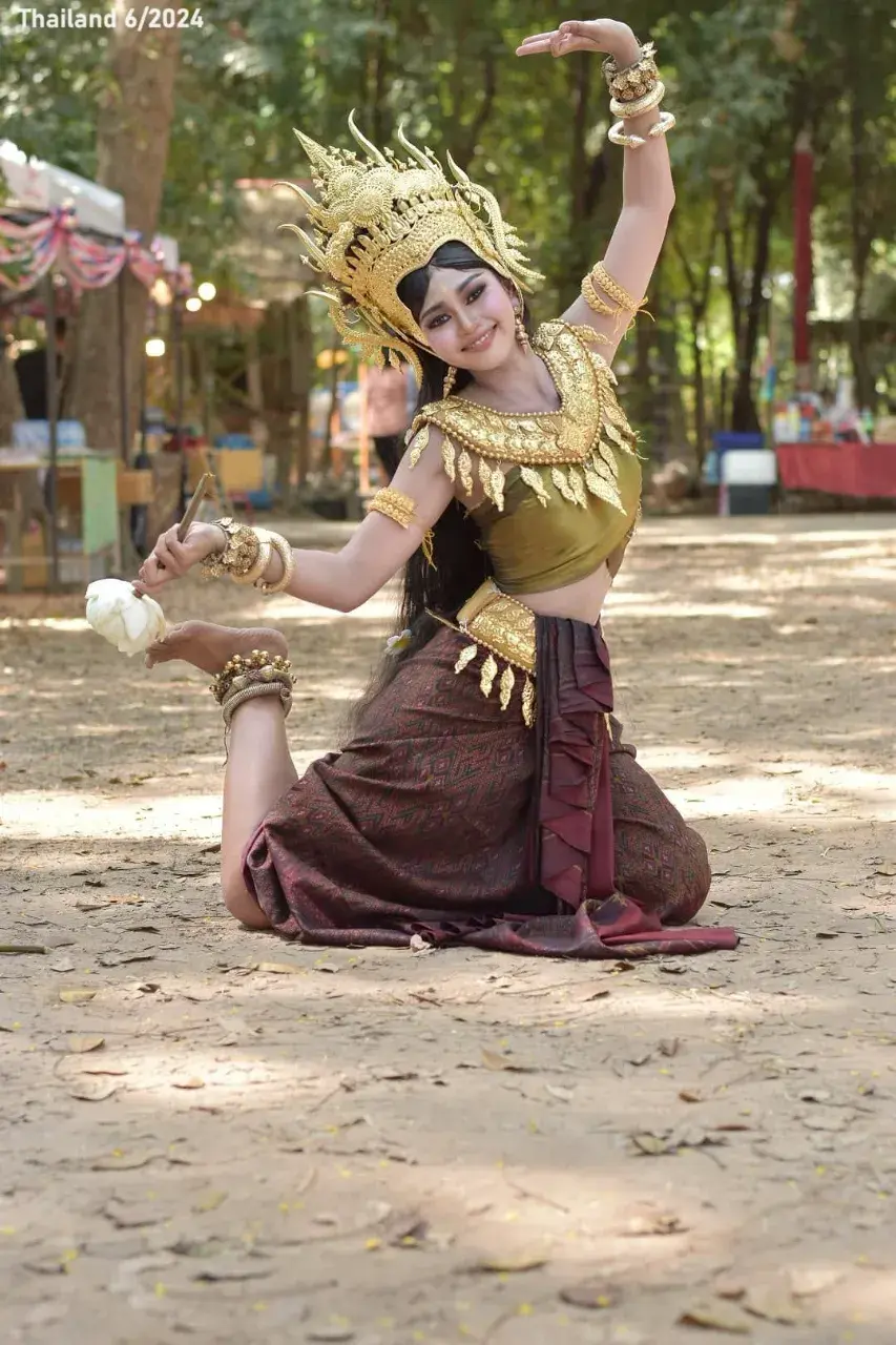 Lovely Thai Apsara 🇹🇭