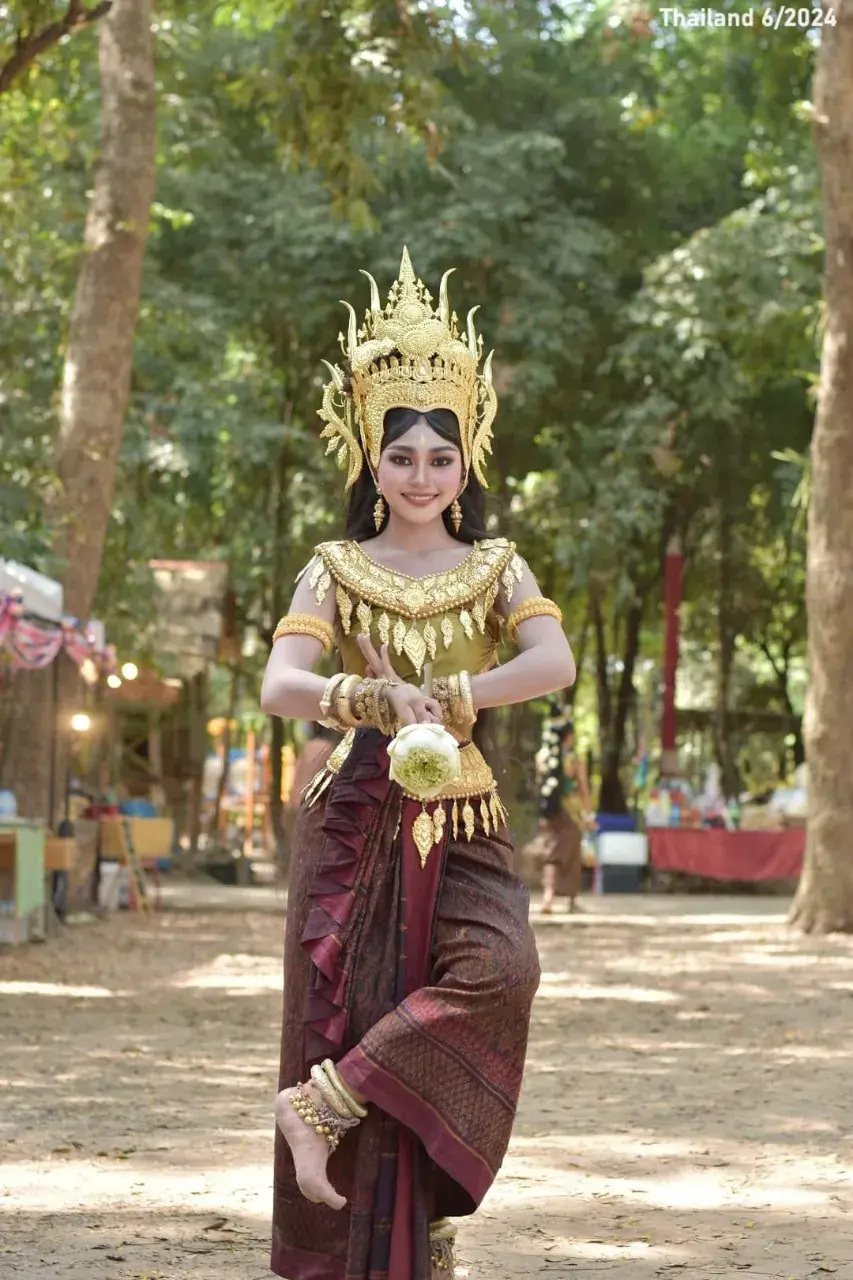 Lovely Thai Apsara 🇹🇭