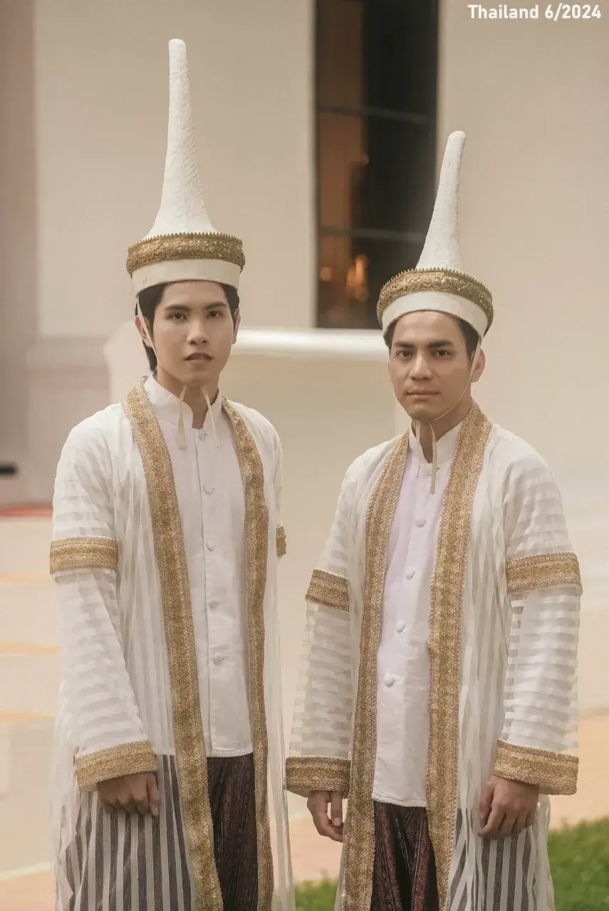 Thai Guys with Lomphok and Khrui 🇹🇭