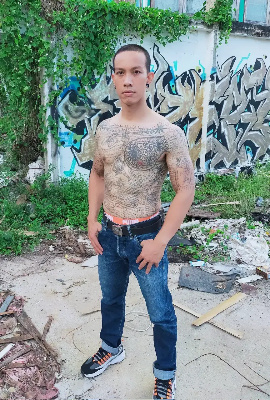 หล่อจัง