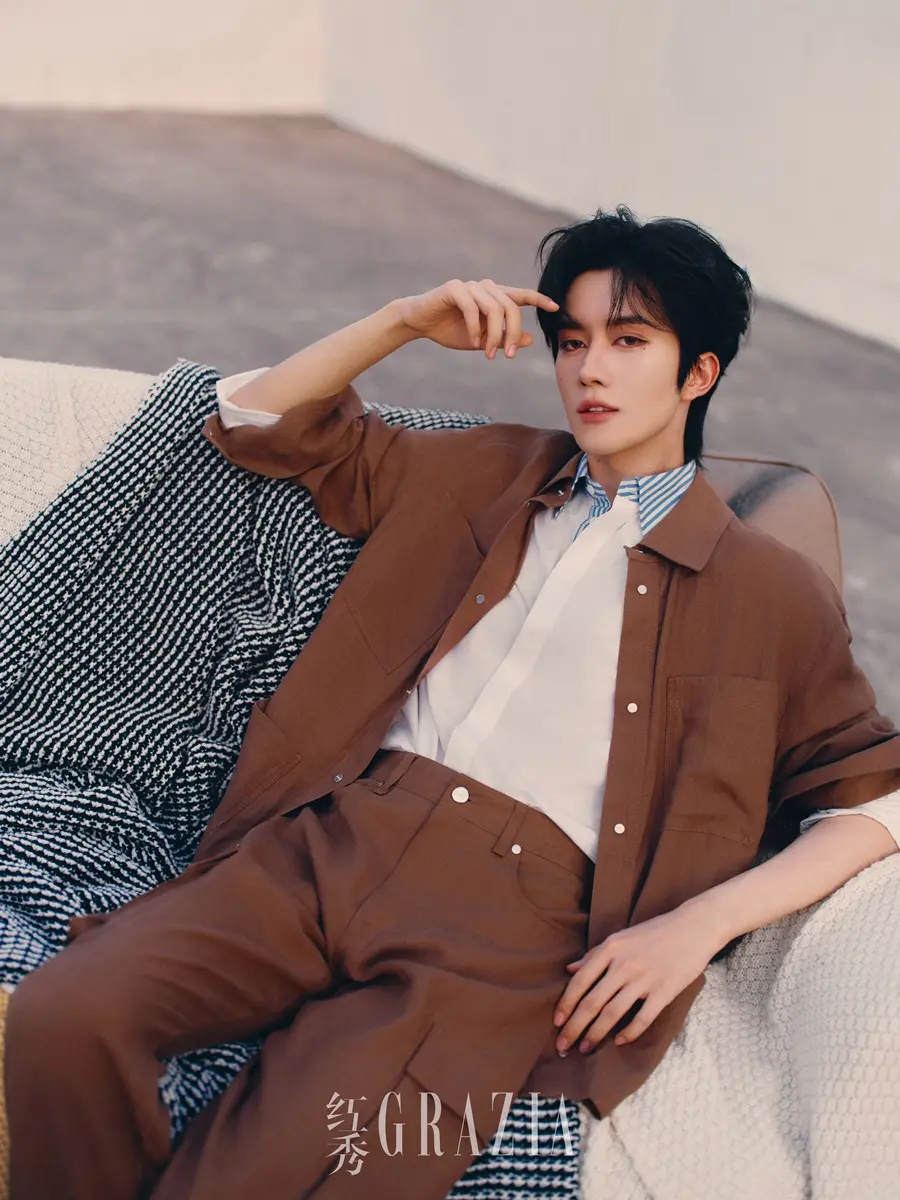 Huang Xing & Qiu Dingjie @ GRAZIA China August 2026