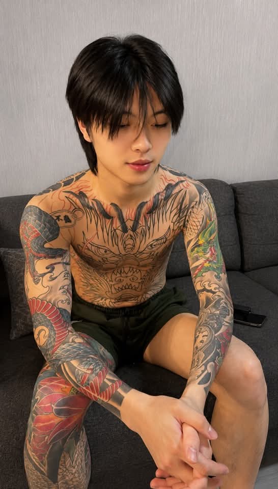 หมอตัวลาย&hearts;️