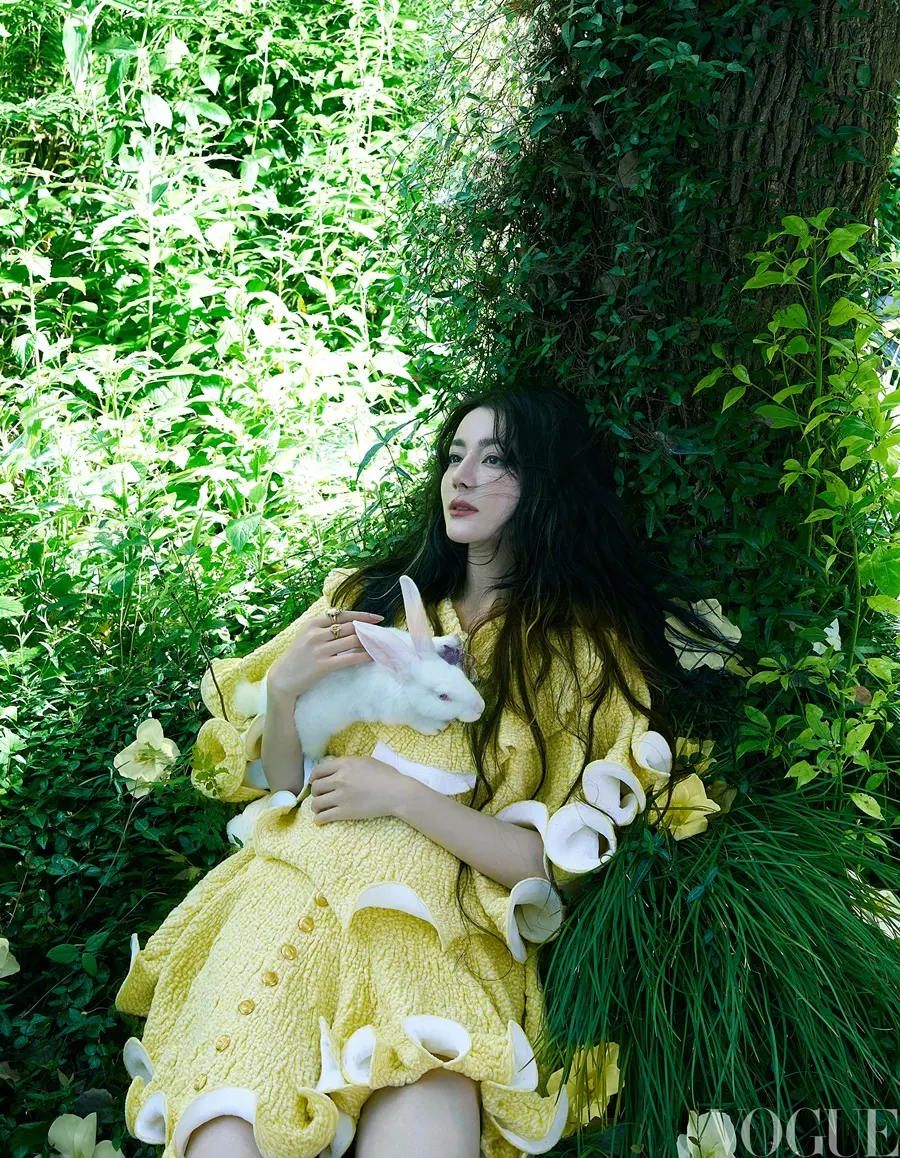 Dilraba @ VOGUE China August 2026
