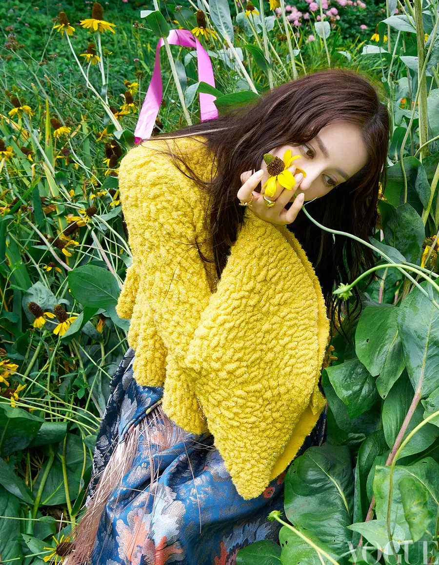 Dilraba @ VOGUE China August 2026