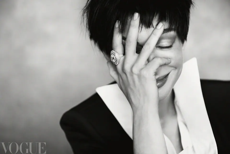 Anne Hathaway @ VOGUE China September 2026