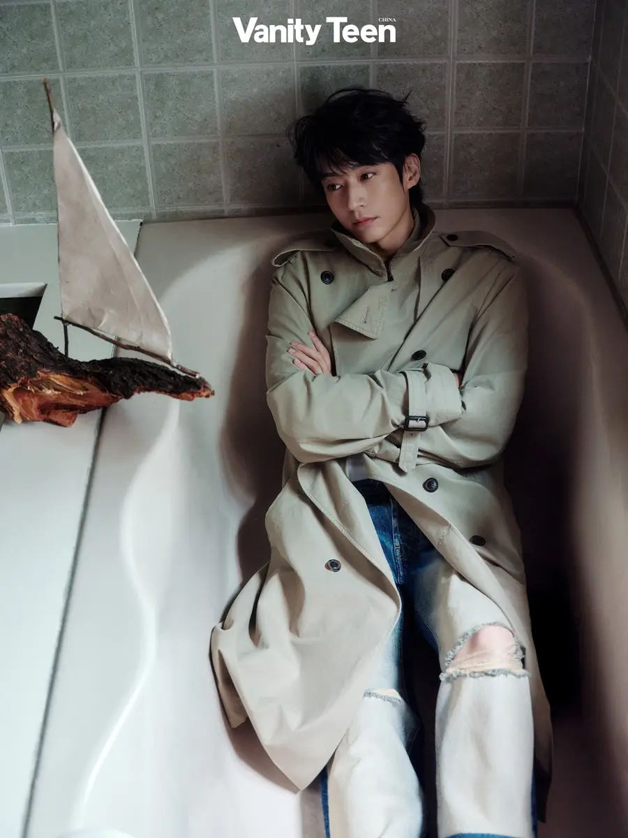 Liu Xueyi @ VanityTeen China August 2026