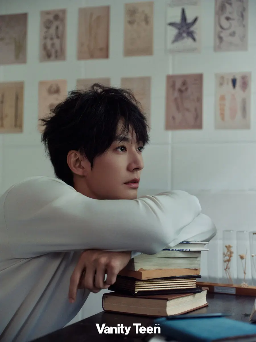 Liu Xueyi @ VanityTeen China August 2026