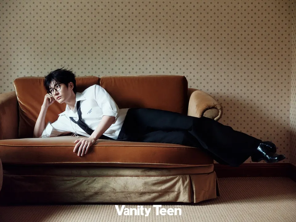 Liu Xueyi @ VanityTeen China August 2026