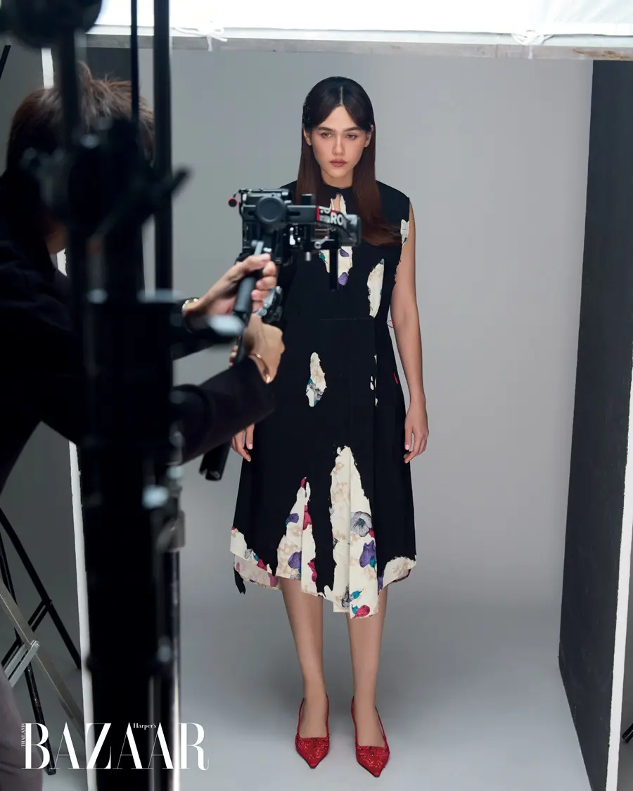 ชมพู่ อารยา @ Harper's BAZAAR Thailand August 2026