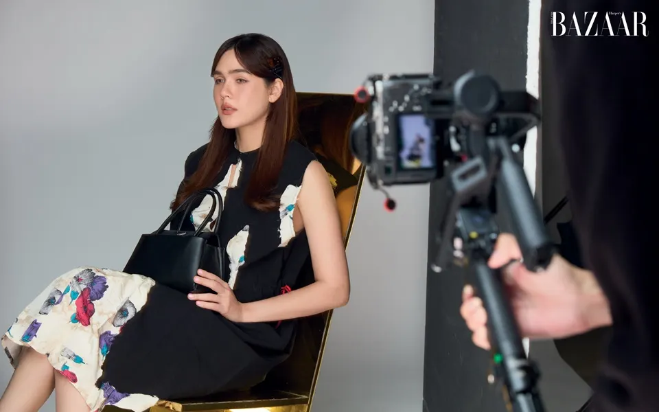 ชมพู่ อารยา @ Harper's BAZAAR Thailand August 2026