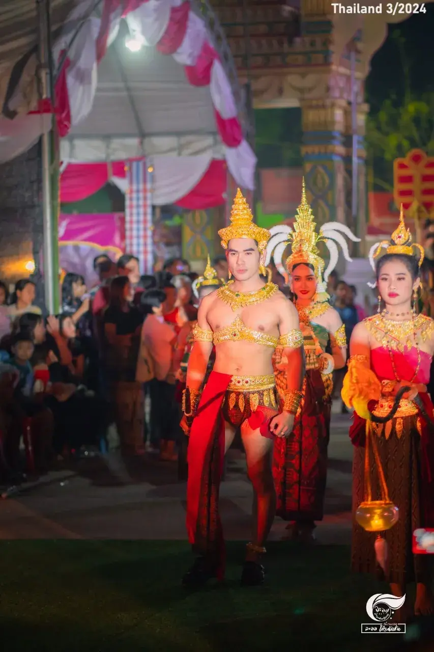 Dance at Luang Pho Chamnit Worship 🇹🇭
