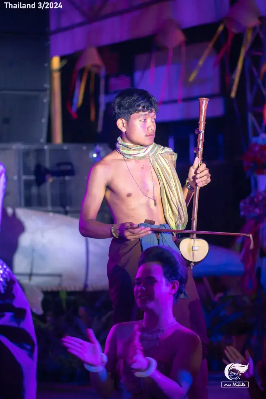 Dance at Luang Pho Chamnit Worship 🇹🇭