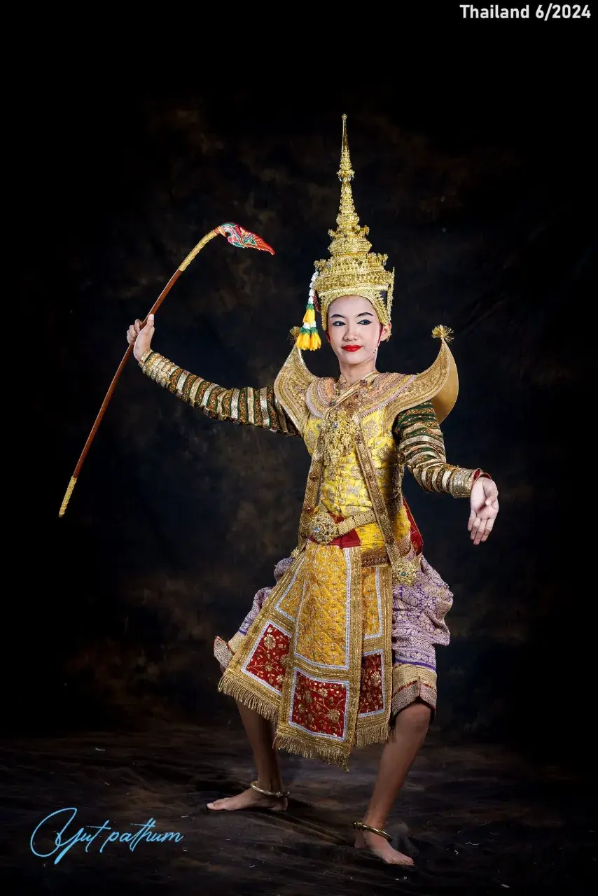 Young Thai Khon Dancers 🇹🇭