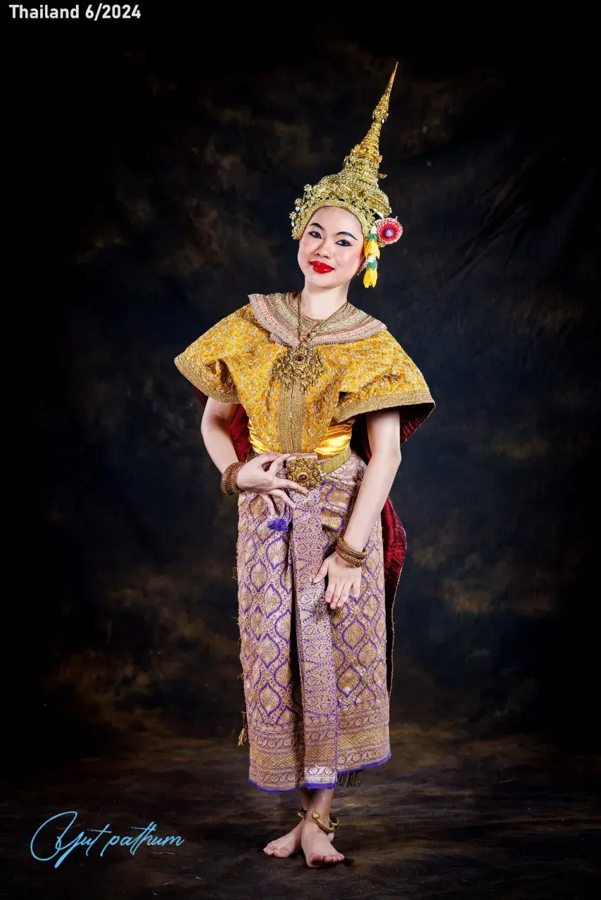 Young Thai Khon Dancers 🇹🇭