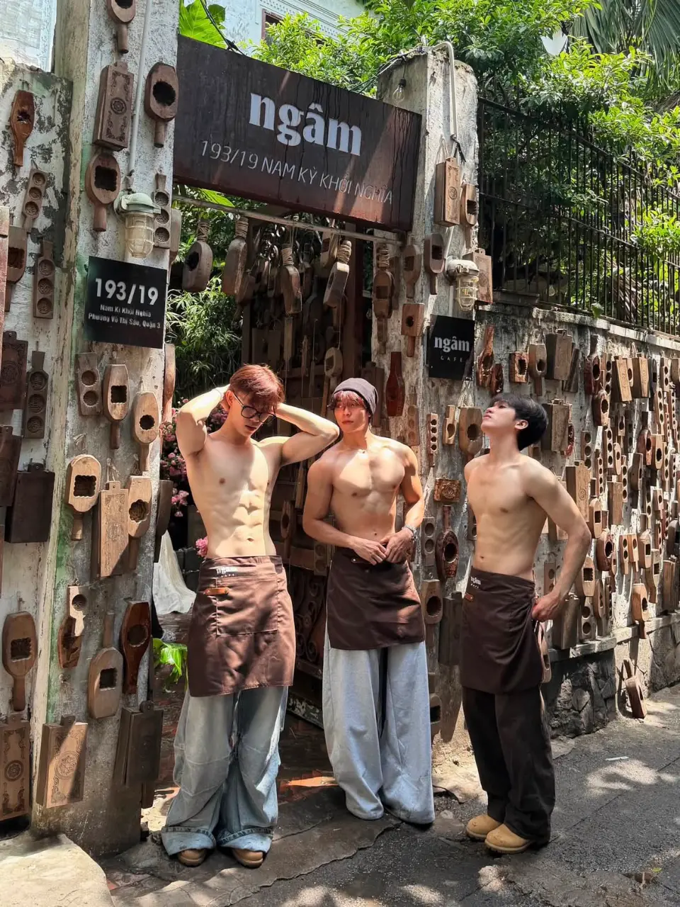 ถอดโชว์เรือนร่าง 2980
